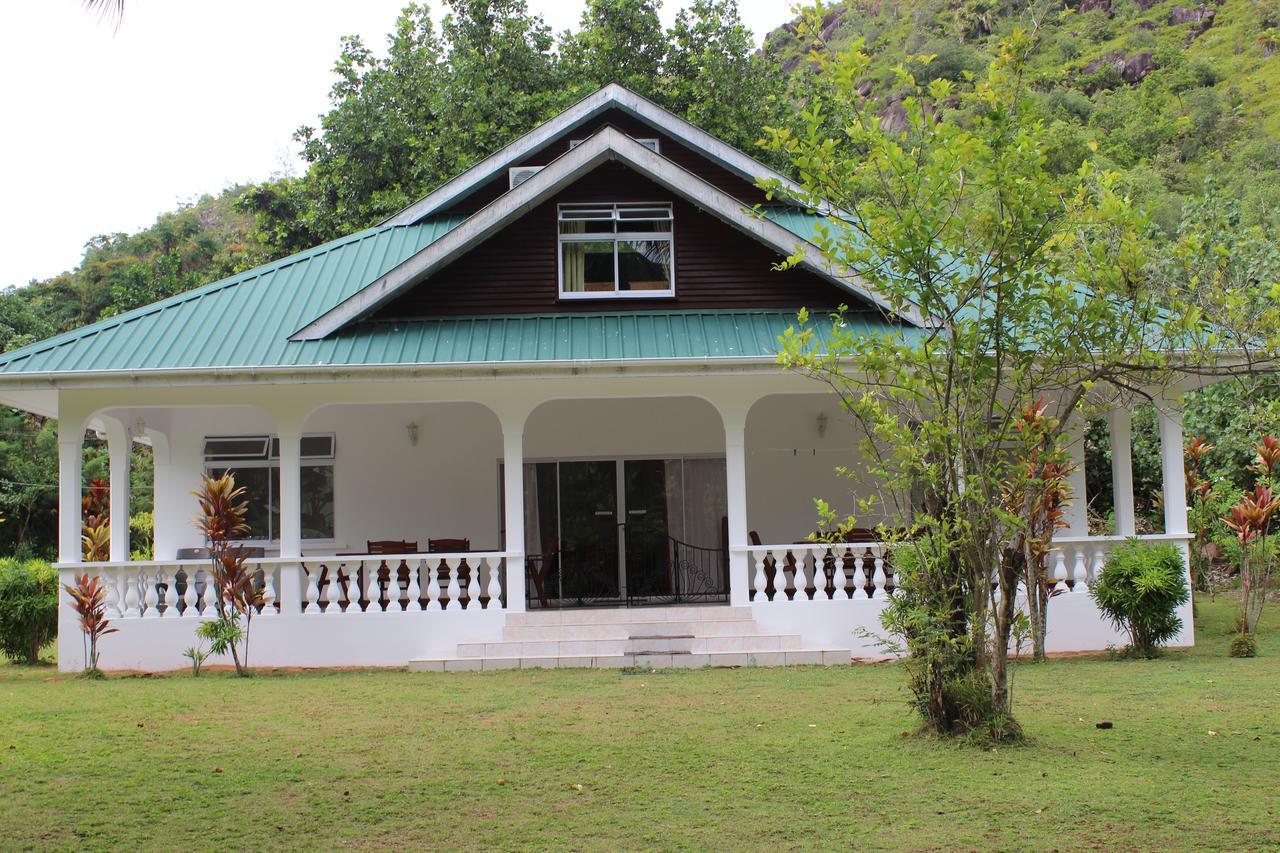 Le Chevalier Bay Pensión Anse Lazio Exterior foto