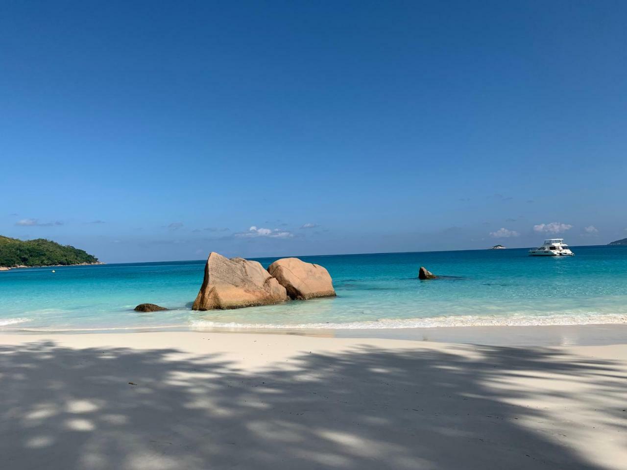 Le Chevalier Bay Pensión Anse Lazio Exterior foto
